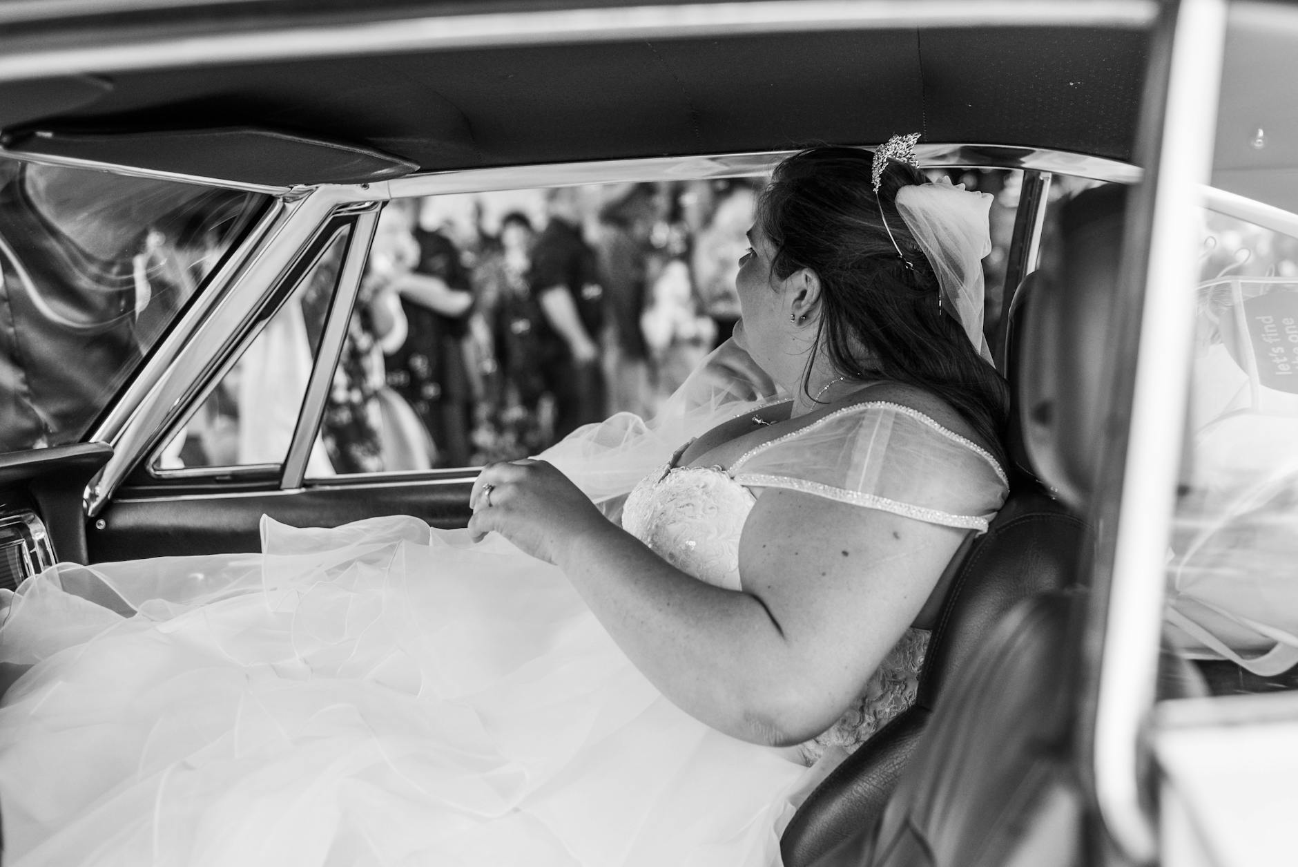 Wedding chauffeur car hire Melbourne